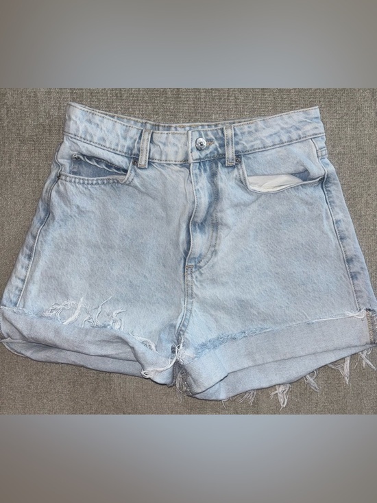 Zara Pants - Zara Light Wash Distressed Denim Shorts Size 4 High Rise Frayed Hem Summer